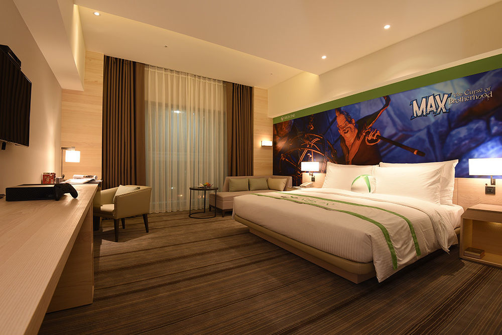 Hotel COZZI Ximen Tainan Esterno foto