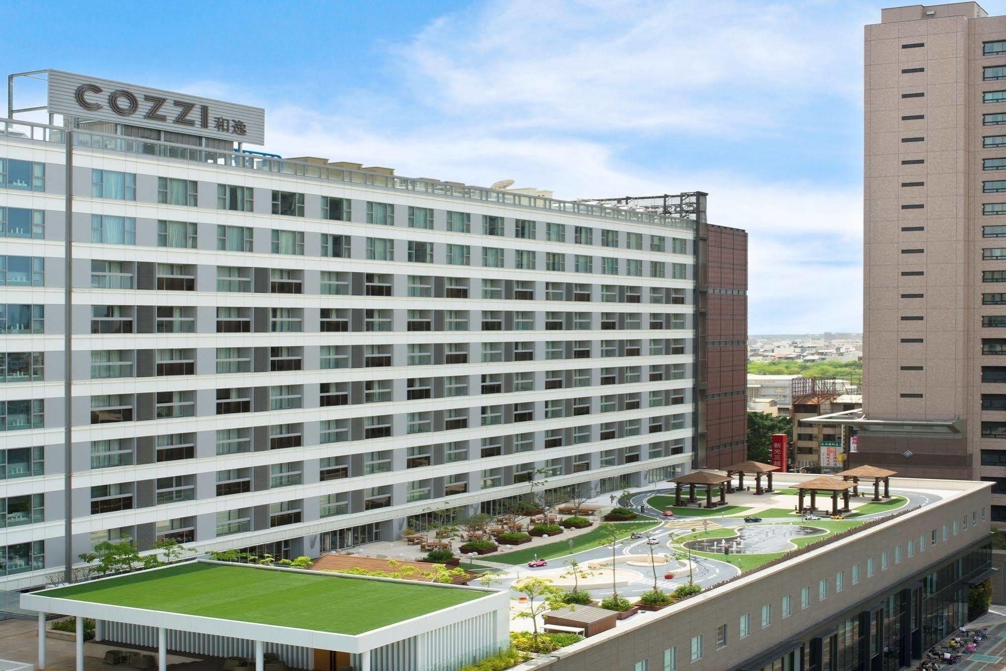 Hotel COZZI Ximen Tainan Esterno foto