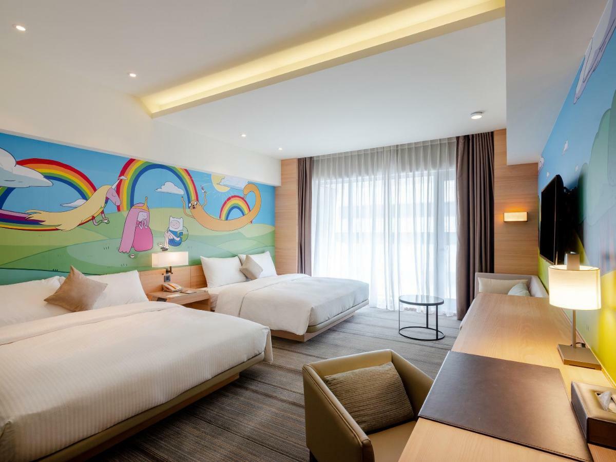 Hotel COZZI Ximen Tainan Esterno foto