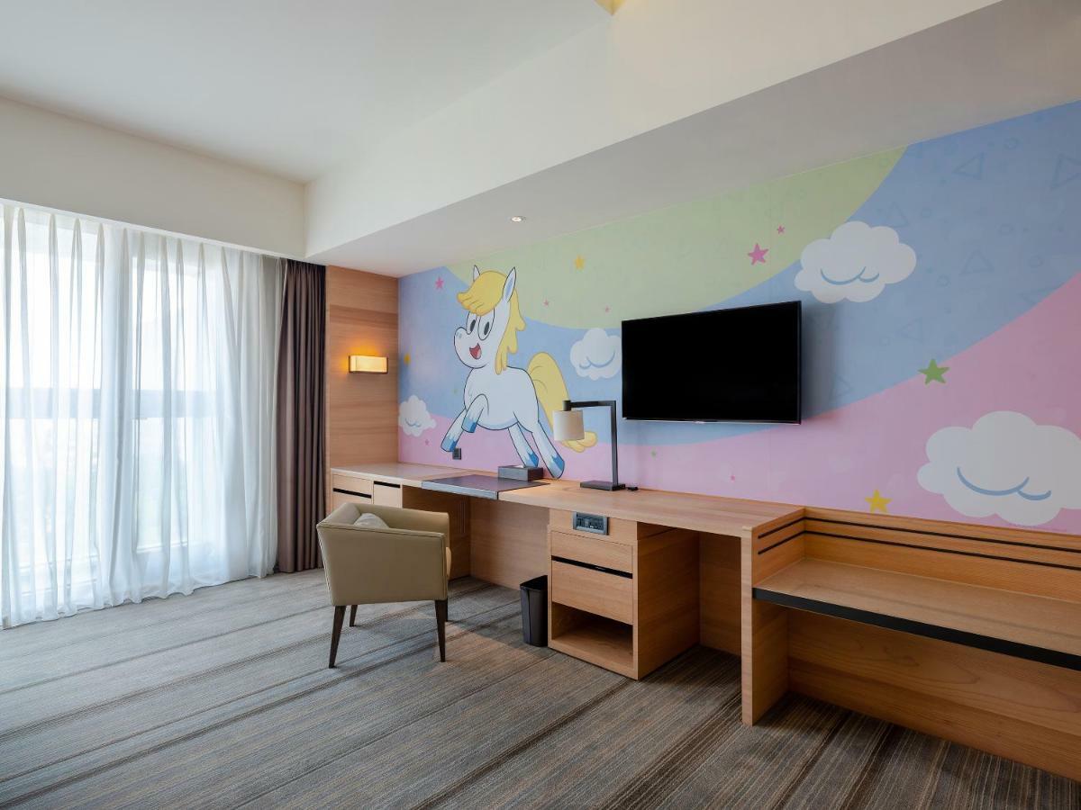 Hotel COZZI Ximen Tainan Esterno foto