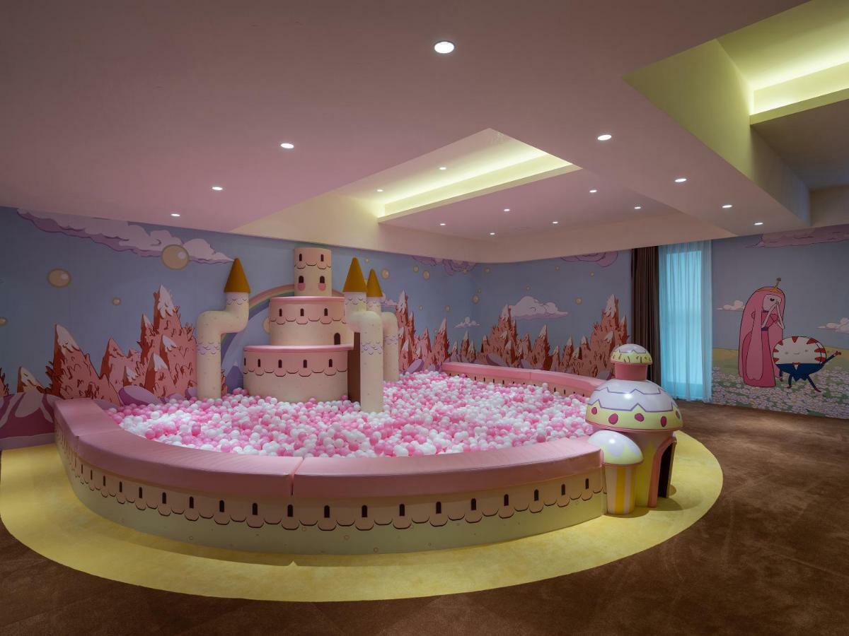 Hotel COZZI Ximen Tainan Esterno foto