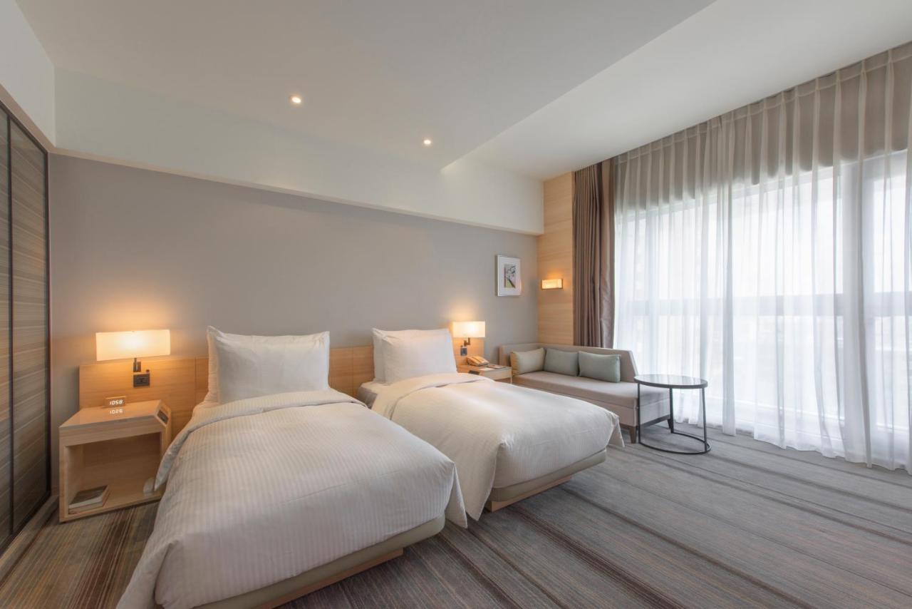 Hotel COZZI Ximen Tainan Esterno foto